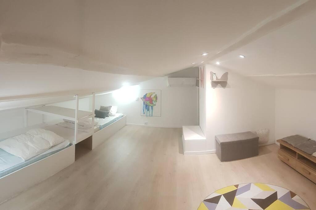 L'Escala Arles Centre Leilighet Eksteriør bilde
